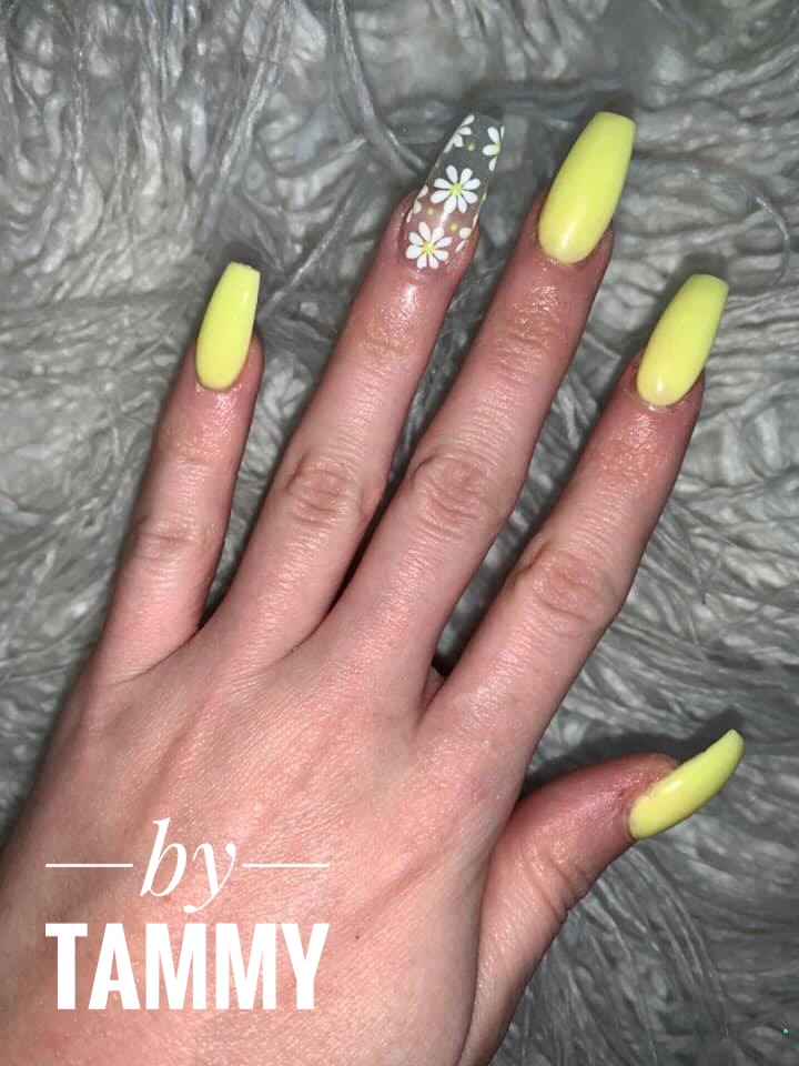 LV Nails nail photo 4